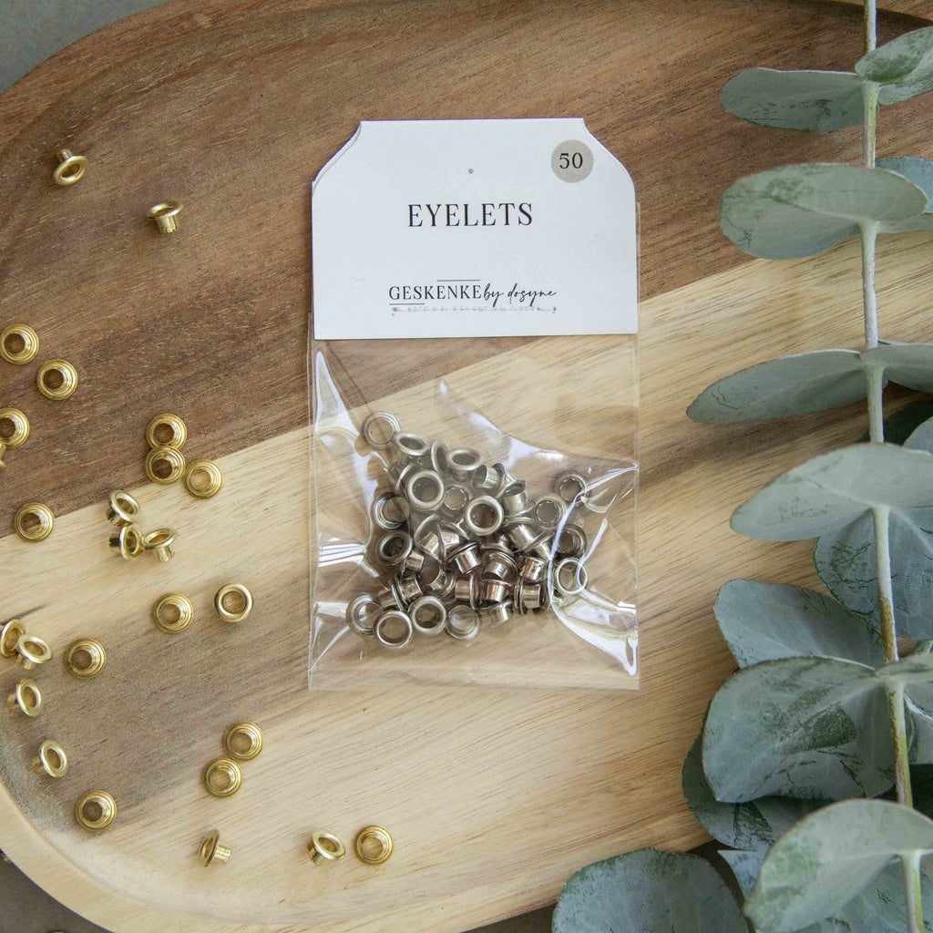 Metallic Eyelets • Assorted colours