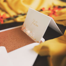 Load image into Gallery viewer, Tented Metallic Guest Name
