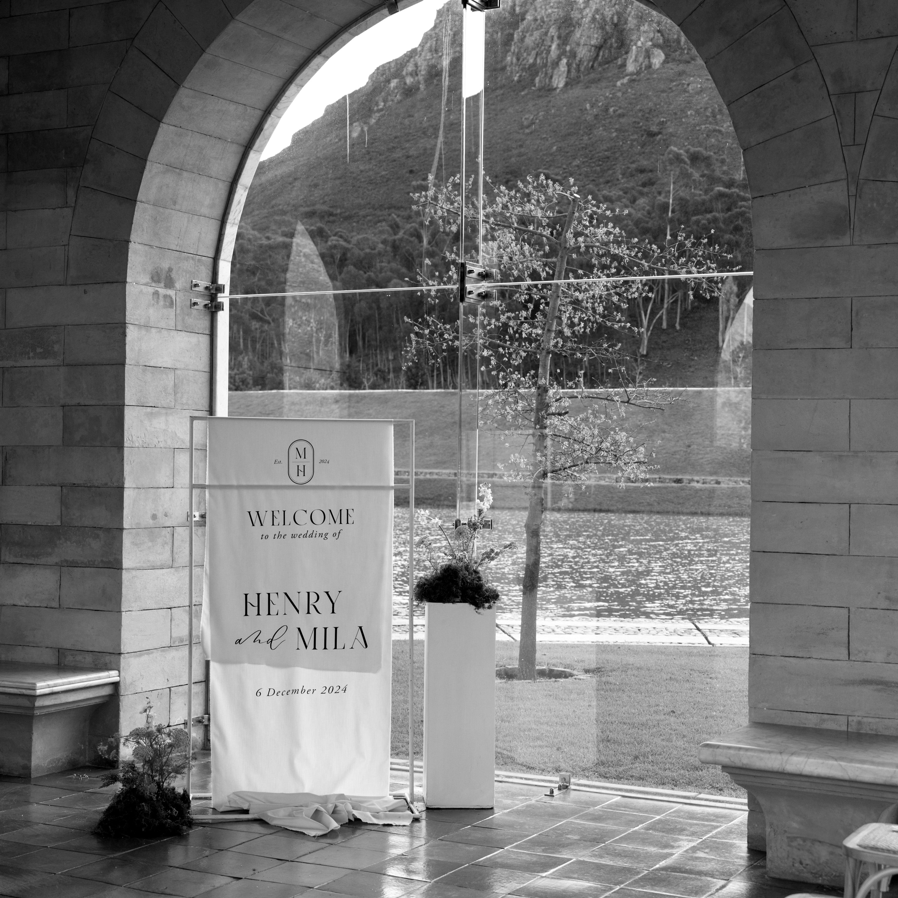 Linen Fabric Welcome