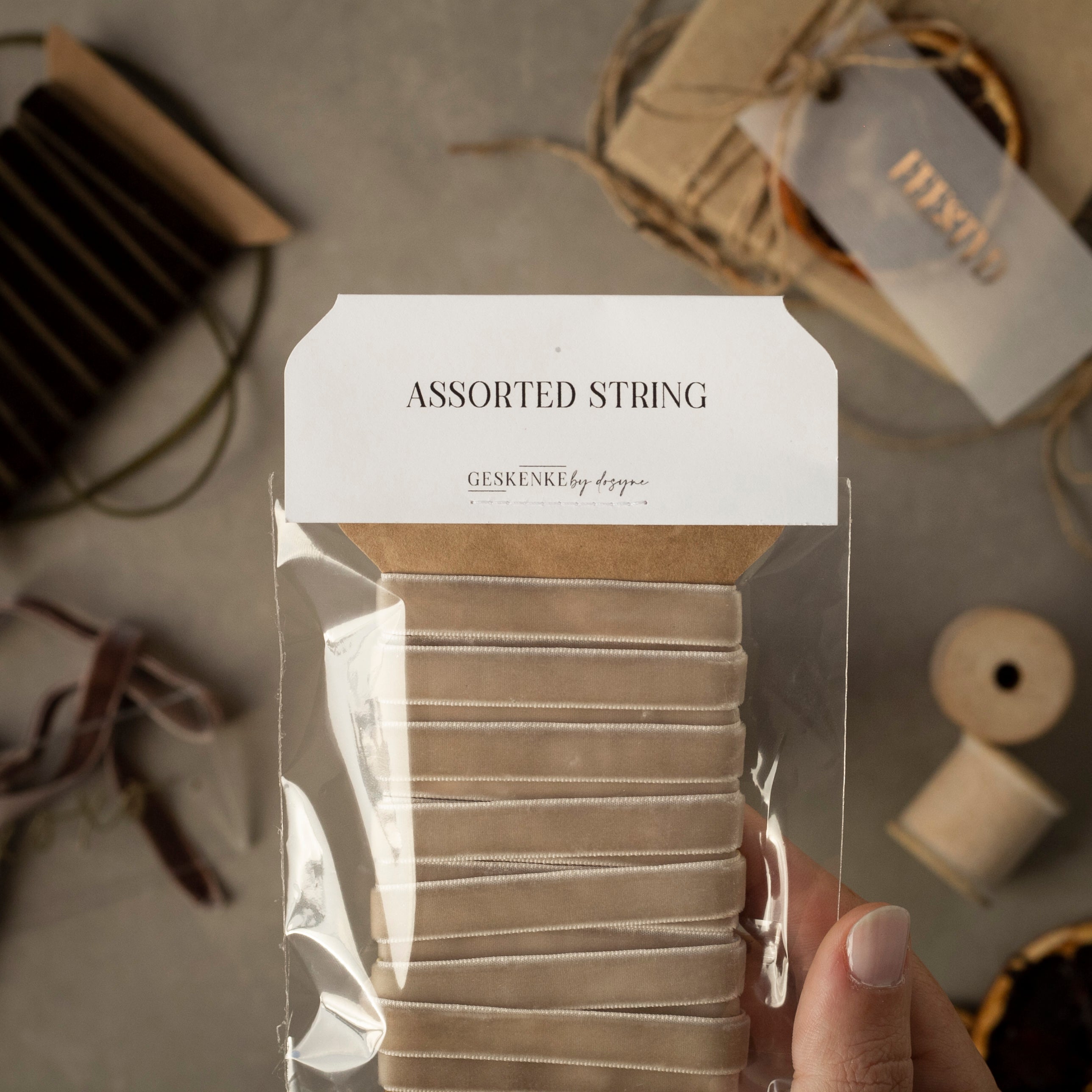 Assorted string • 4x1 meter pieces
