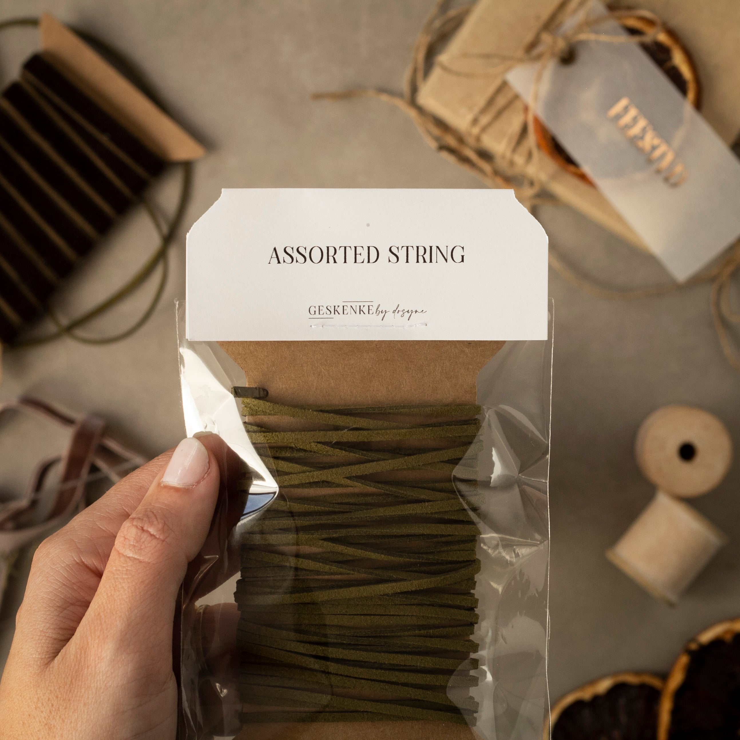 Assorted string • 4x1 meter pieces