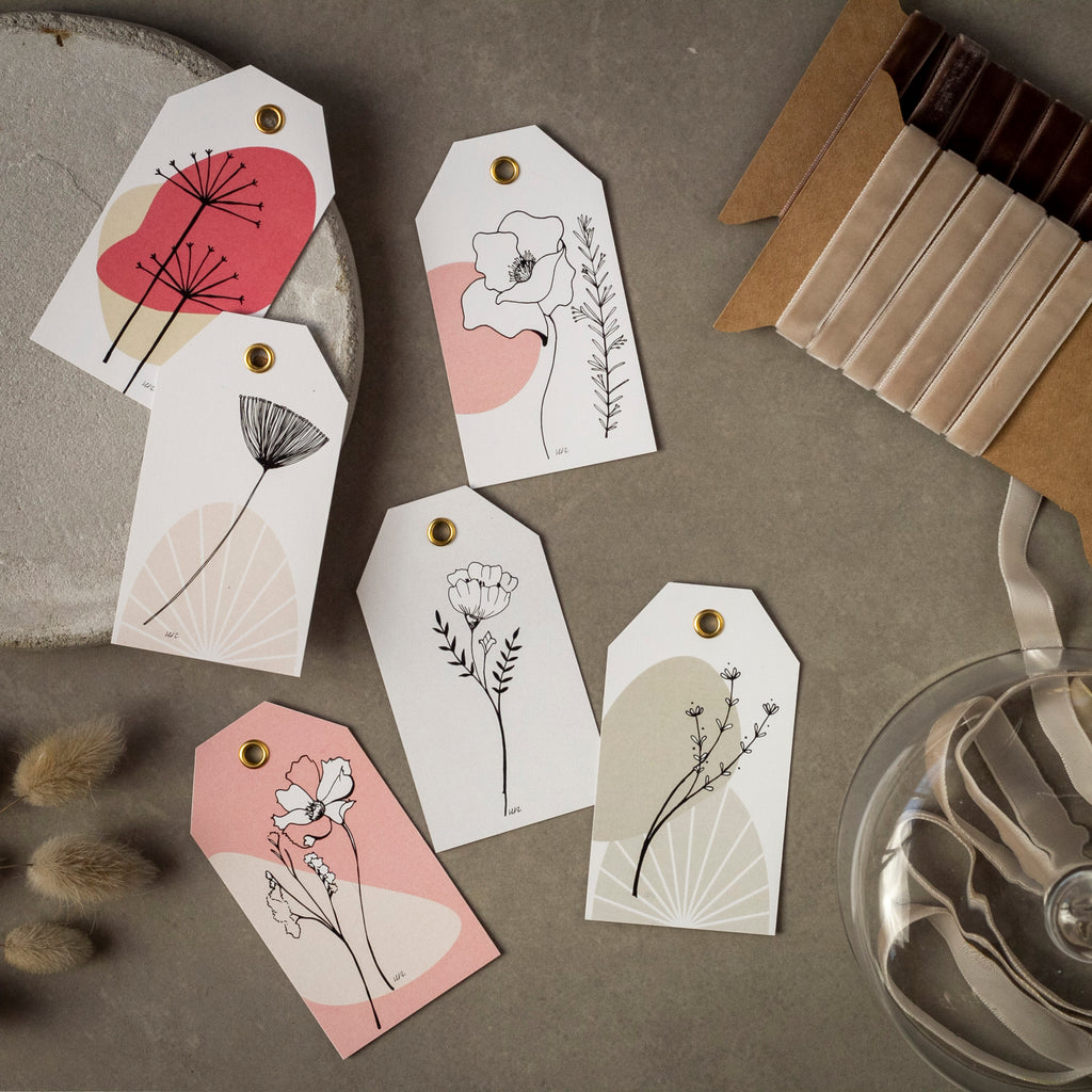 Gold Eyelet Gift Tags • Set of 6