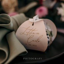 Load image into Gallery viewer, Printed Gift Box
